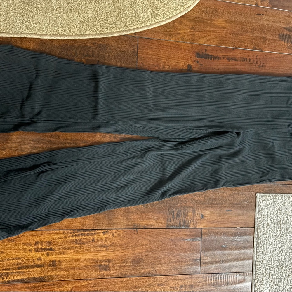 Aerie Black Wide Leg Women's 4 Pants